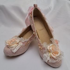 Pink & Lace Pumps